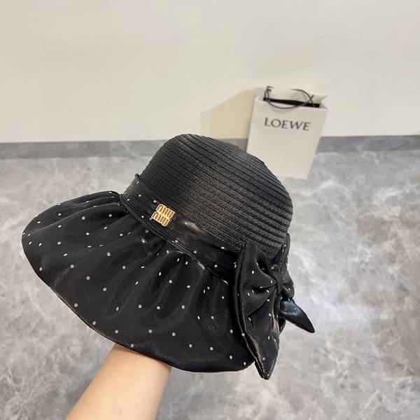 Miu Miu Hat MUH00102